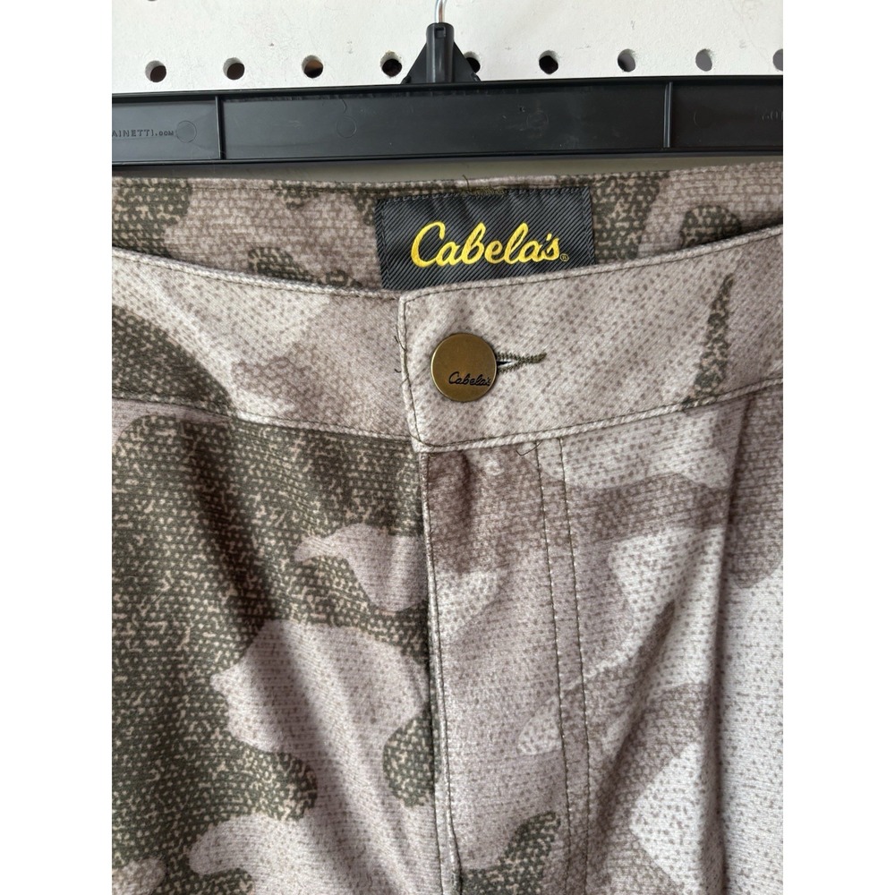 Cabela's Camo Hunting Cargo Pants Men's 36 Short READ MEASUREMENTS - Picture 2 of 5